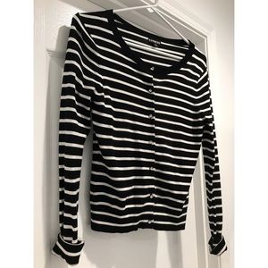 NEW!! W/O tags Express black striped Sweater